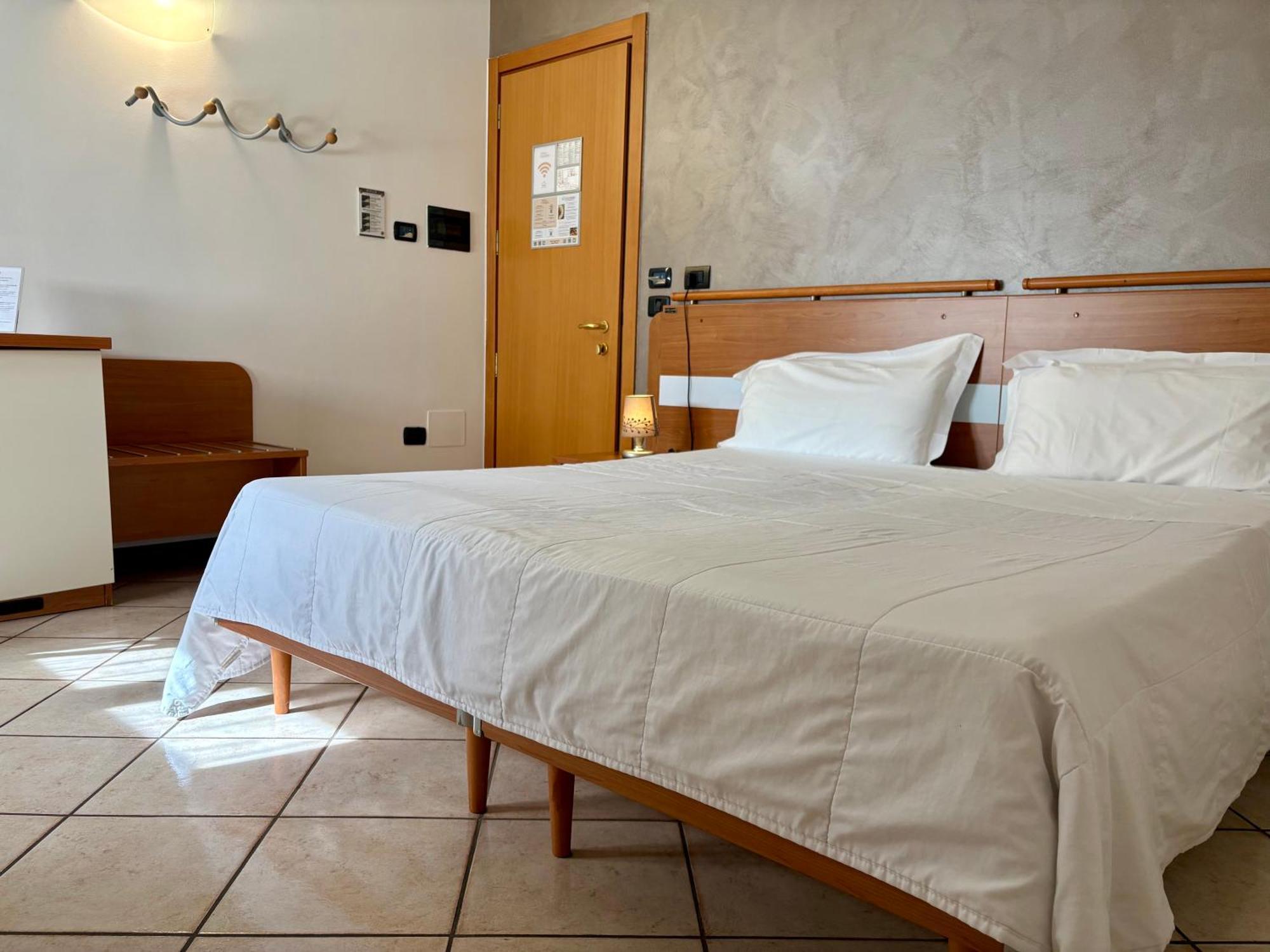 Sole Della Franciacorta - Hotel & Restaurant Capriolo Dış mekan fotoğraf